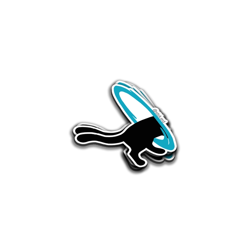 Gato Negro en Portal Azul